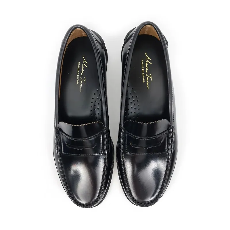 Zapatos Castellanos Mujer Piel Florentic Antifaz Suela Goma 400 Negro, de María Tovar