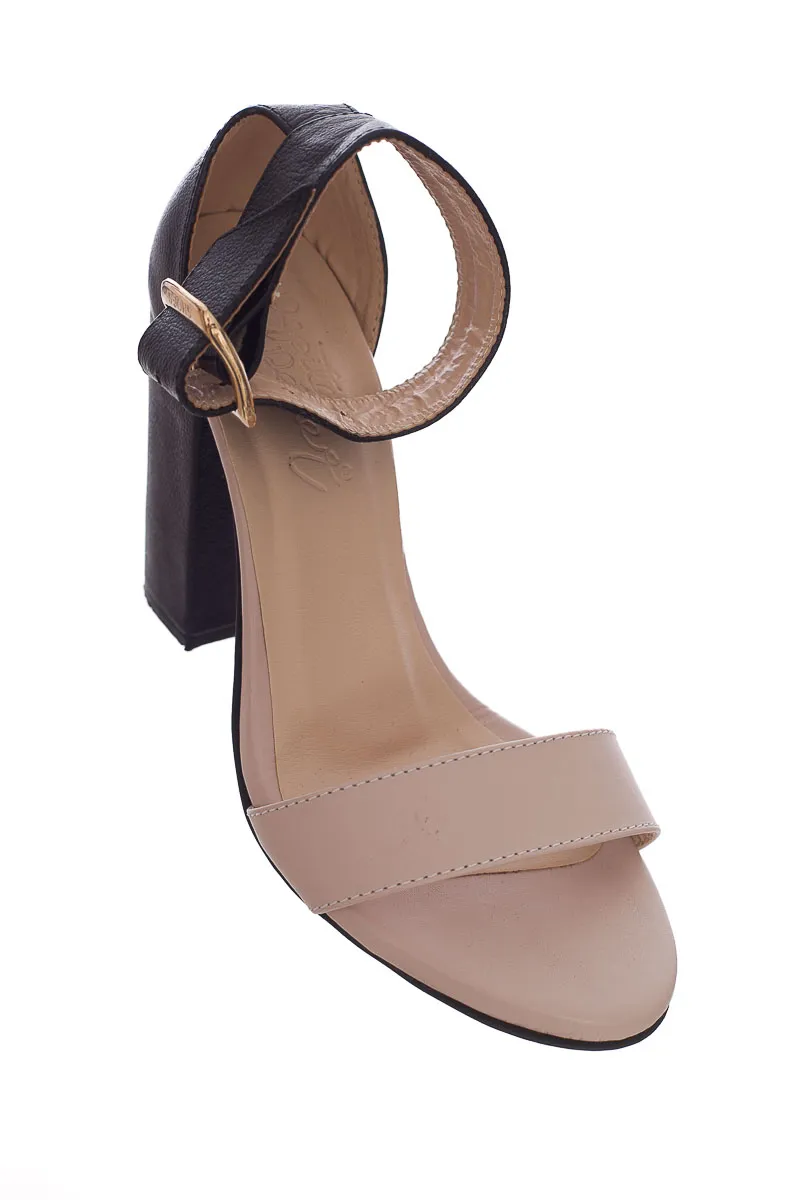 ZAPATOS COLOR BEIGE  PEPITA PéREZ