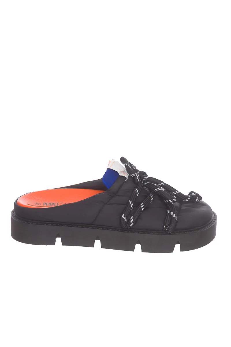 ZAPATOS COLOR NEGRO  PEOPLE X AGUDELO 888